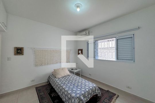 Quarto de casa para alugar com 1 quarto, 35m² em Chácara Santo Antônio (zona Sul), São Paulo