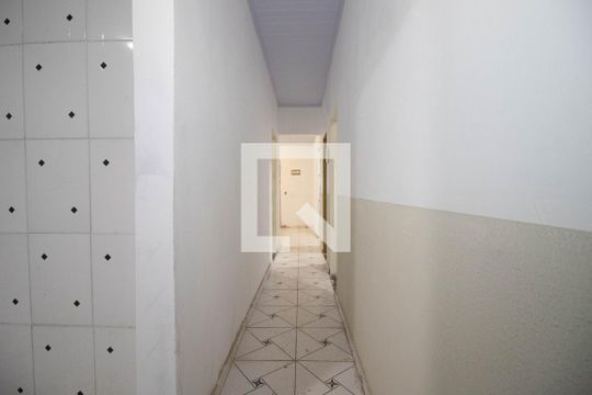 Corredor de casa para alugar com 3 quartos, 180m² em Q 407, Brasília