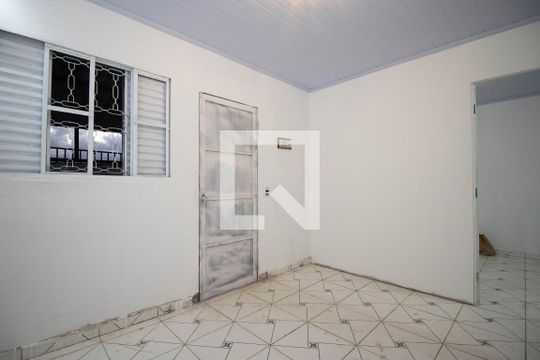 Sala de casa para alugar com 3 quartos, 180m² em Q 407, Brasília