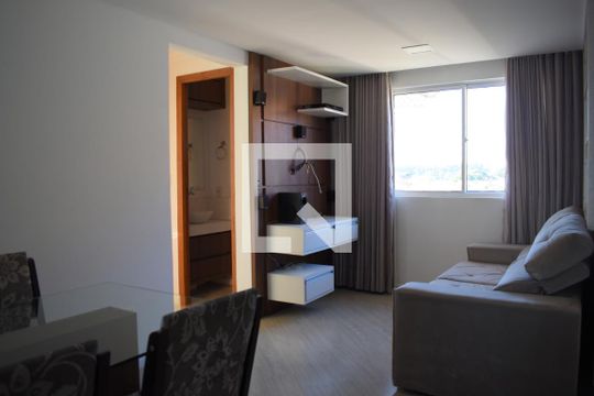 Apartamento para alugar com 2 quartos, 48m² em Fazendinha, Curitiba