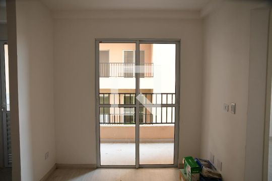 Sala de apartamento para alugar com 2 quartos, 59m² em Jardim da Gloria, Cotia