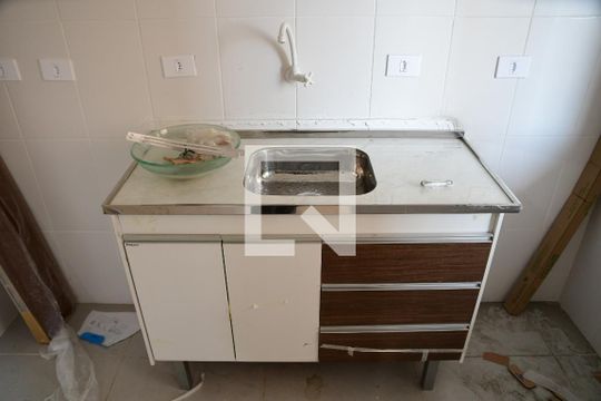 Cozinha de apartamento para alugar com 2 quartos, 59m² em Jardim da Gloria, Cotia