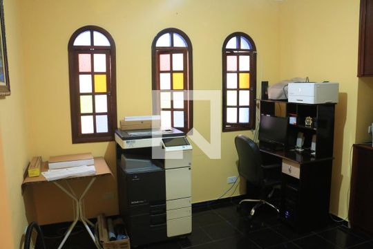 Escritório / Closet de casa à venda com 3 quartos, 210m² em Baeta Neves, São Bernardo do Campo