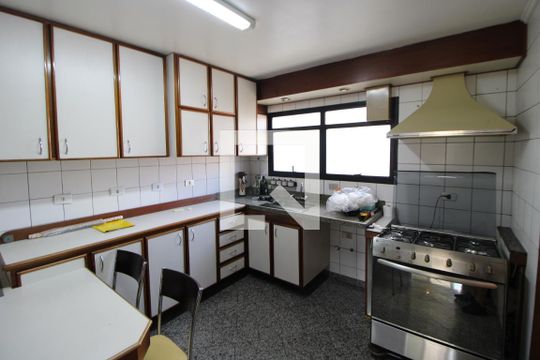 Cozinha de apartamento para alugar com 4 quartos, 160m² em Jardim São Paulo(zona Norte), São Paulo