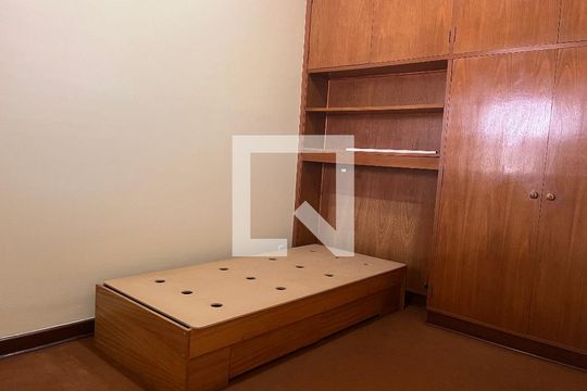 Quarto de casa à venda com 4 quartos, 184m² em Lapa, São Paulo