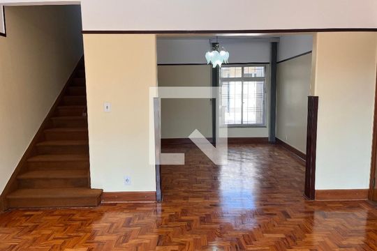 Sala de casa à venda com 4 quartos, 184m² em Lapa, São Paulo