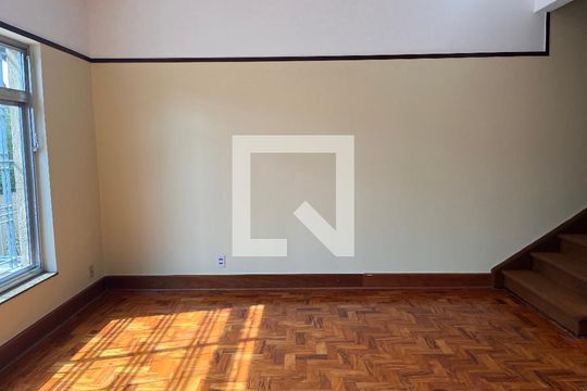 Sala de casa à venda com 4 quartos, 184m² em Lapa, São Paulo