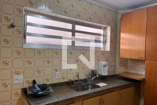 Cozinha  de casa à venda com 4 quartos, 184m² em Lapa, São Paulo