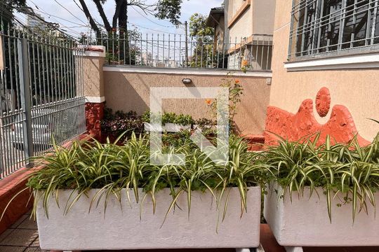 Área comum de casa à venda com 4 quartos, 184m² em Lapa, São Paulo