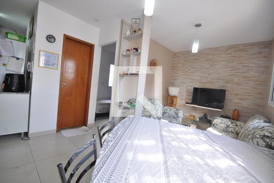Sala de casa de condomínio à venda com 2 quartos, 45m² em Vila Dom Pedro Ii, São Paulo