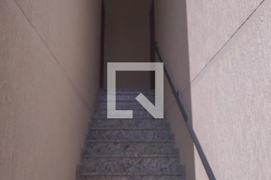 Escada de casa de condomínio à venda com 2 quartos, 45m² em Vila Dom Pedro Ii, São Paulo