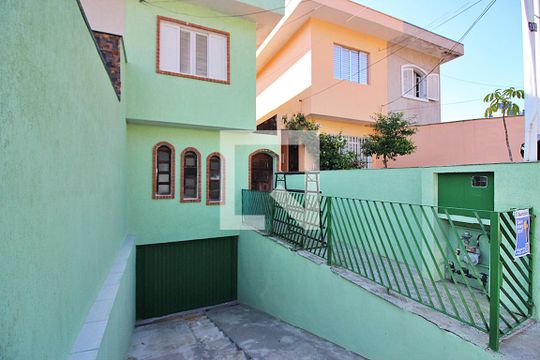 Fachada  de casa à venda com 2 quartos, 100m² em Planalto , São Bernardo do Campo