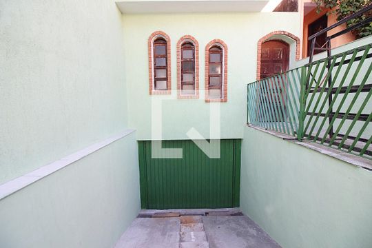 Garagem de casa à venda com 2 quartos, 100m² em Planalto , São Bernardo do Campo