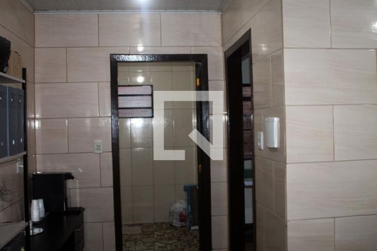 Sala de casa à venda com 2 quartos, 140m² em São Miguel, São Leopoldo