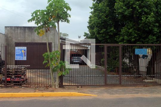 Fachada de casa à venda com 2 quartos, 140m² em São Miguel, São Leopoldo