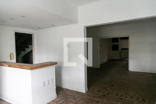 Casa para alugar com 3 quartos, 250m² em Petrópolis, Porto Alegre