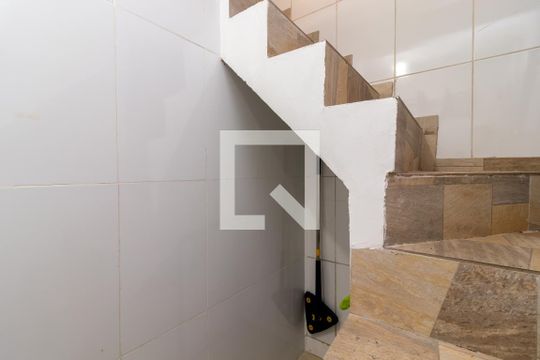 Corredor de casa de condomínio à venda com 2 quartos, 70m² em Santana, São Paulo