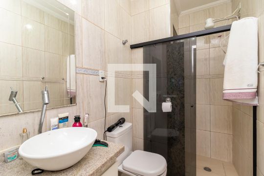 Banheiro da Suíte 1 de casa de condomínio à venda com 2 quartos, 70m² em Santana, São Paulo