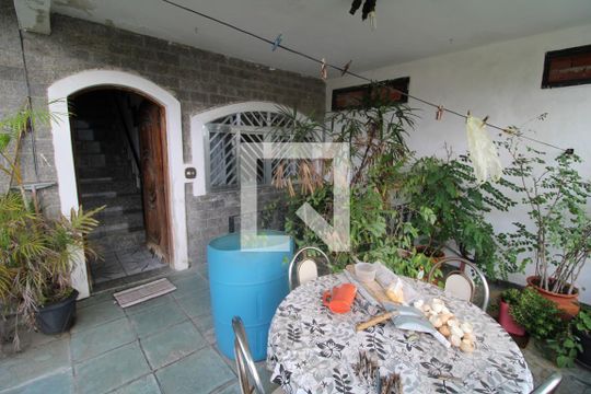 Área Comum de casa à venda com 3 quartos, 150m² em Vila Nilo, São Paulo