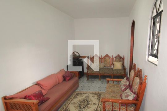 Quarto 4 de casa para alugar com 3 quartos, 150m² em Vila Nilo, São Paulo