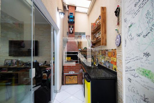 Cozinha e Área de Serviço de casa de condomínio à venda com 2 quartos, 73m² em Vila Santana, São Paulo