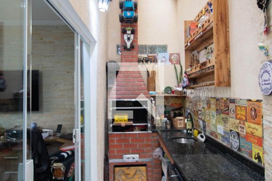 Cozinha e Área de Serviço de casa de condomínio à venda com 2 quartos, 73m² em Vila Santana, São Paulo