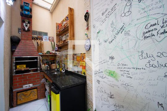 Cozinha e Área de Serviço de casa de condomínio à venda com 2 quartos, 73m² em Vila Santana, São Paulo