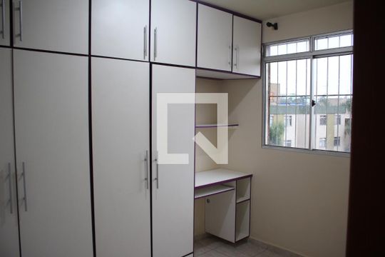 Quarto 1 de apartamento para alugar com 2 quartos, 60m² em Jardim Riacho das Pedras, Contagem