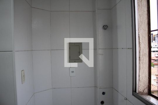 Área de Serviço de apartamento para alugar com 2 quartos, 60m² em Jardim Riacho das Pedras, Contagem