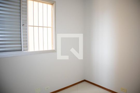 Quarto 2 de apartamento para alugar com 2 quartos, 53m² em Vila Gustavo, São Paulo