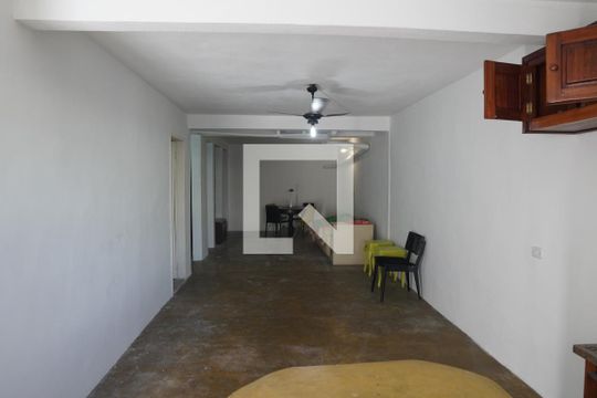 Área de Serviço de casa à venda com 3 quartos, 147m² em Jardim Monte Kemel, São Paulo