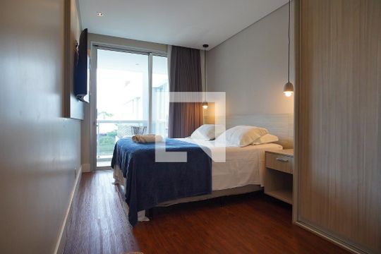 Quarto suite  de apartamento para alugar com 2 quartos, 105m² em Jurerê Internacional, Florianópolis