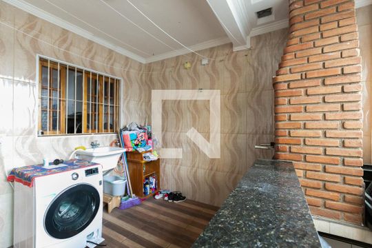Área de Serviço de casa para alugar com 3 quartos, 180m² em Itaquera, São Paulo