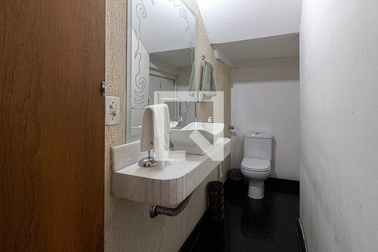 lavabo de casa à venda com 4 quartos, 300m² em Aclimação, São Paulo