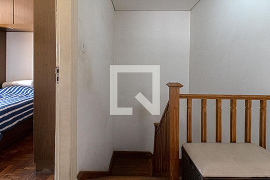 acesso aos pisos de casa à venda com 4 quartos, 300m² em Aclimação, São Paulo