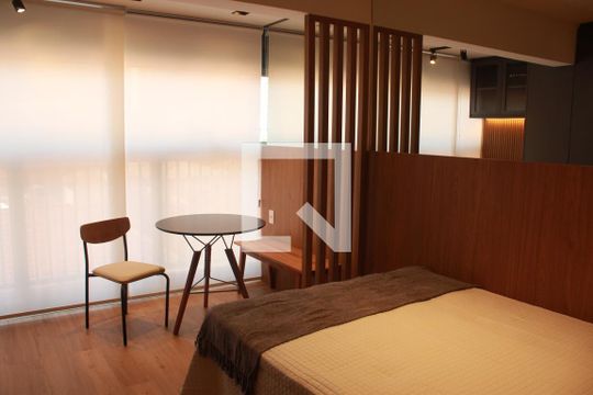 Studio de kitnet/studio para alugar com 1 quarto, 28m² em Água Branca, São Paulo