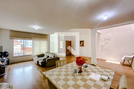 Sala de casa à venda com 3 quartos, 470m² em Água Rasa, São Paulo