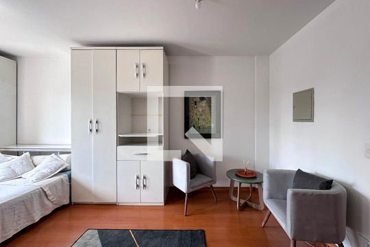 Studio de kitnet/studio para alugar com 1 quarto, 27m² em Campo Belo, São Paulo