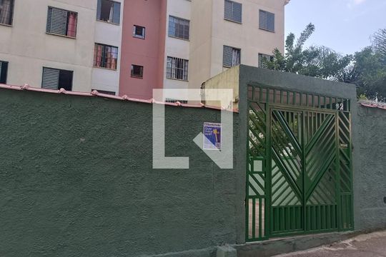 Fachada de apartamento para alugar com 2 quartos, 48m² em Jardim Nove de Julho, São Paulo