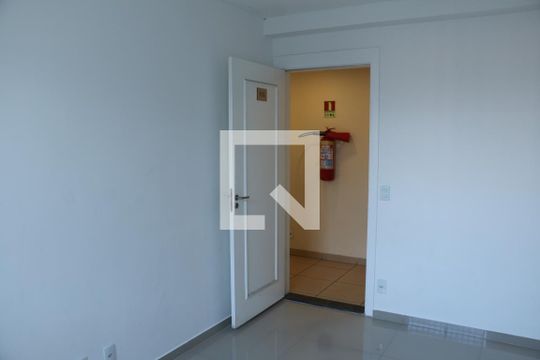 Apartamento para alugar com 2 quartos, 53m² em Vila Catia, Nova Iguaçu