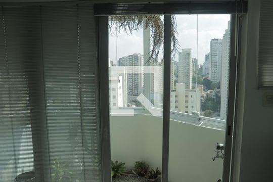 Sacada 01 de apartamento à venda com 3 quartos, 123m² em Chácara Inglesa, São Paulo