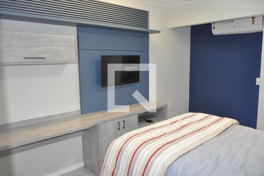 Quarto de casa à venda com 5 quartos, 500m² em Pilares, Rio de Janeiro