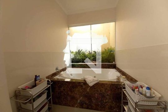 Casa à venda com 4 quartos, 390m² em Loteamento Alphaville Campinas, Campinas