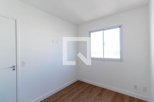 Quarto 1 de apartamento para alugar com 2 quartos, 46m² em Vila Ré, São Paulo