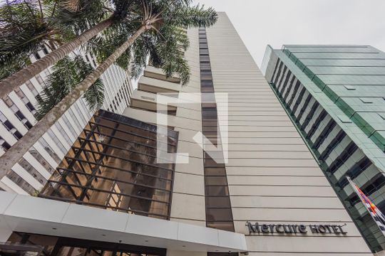 Fachada de kitnet/studio para alugar com 1 quarto, 33m² em Paraíso, São Paulo
