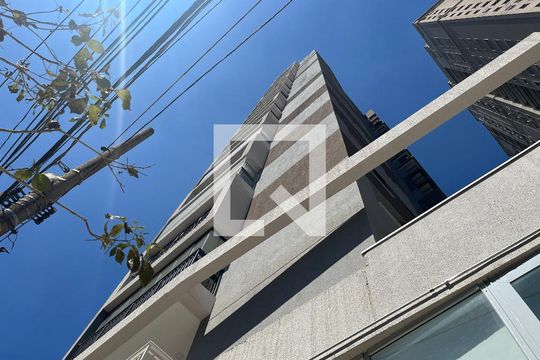 Fachada de kitnet/studio para alugar com 0 quarto, 27m² em Vila Clementino, São Paulo