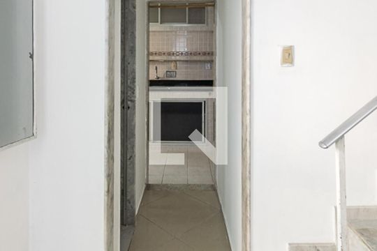 Sala de casa à venda com 3 quartos, 130m² em Braz de Pina, Rio de Janeiro
