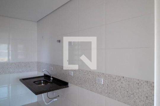 Cozinha de apartamento para alugar com 2 quartos, 42m² em Penha de França, São Paulo