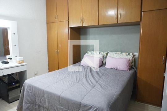 Suíte 1 de casa à venda com 3 quartos, 270m² em Vila Cavaton, São Paulo