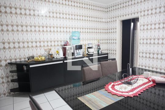 Sala de Jantar de casa à venda com 3 quartos, 270m² em Vila Cavaton, São Paulo